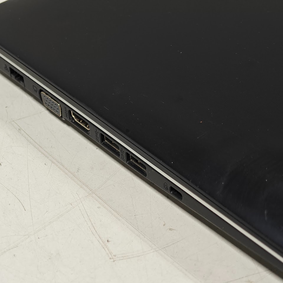 ASUS X555DG-DM051T Laptop – AMD A10-8700P Radeon R6 8GB RAM
