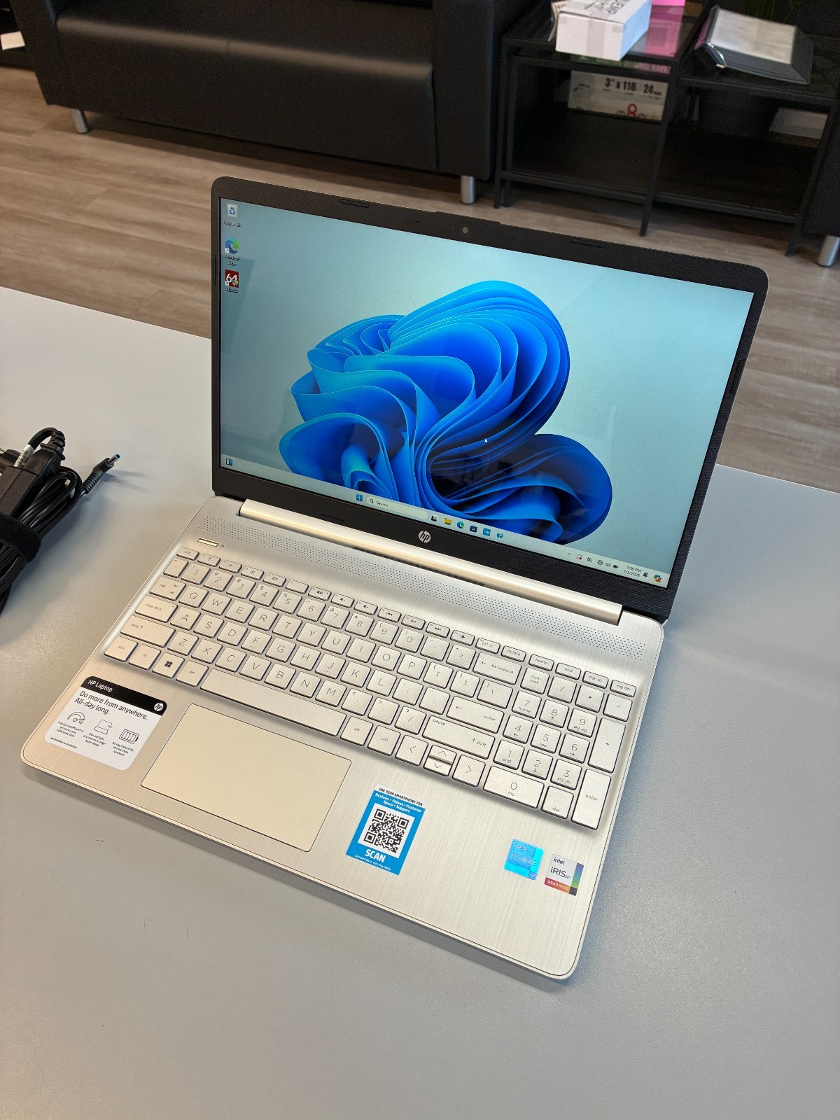 HP 15-dy2073dx: Touch 15.6″ / i7-1165G7 / RAM 16Gb / SSD 512Gb / Win 11