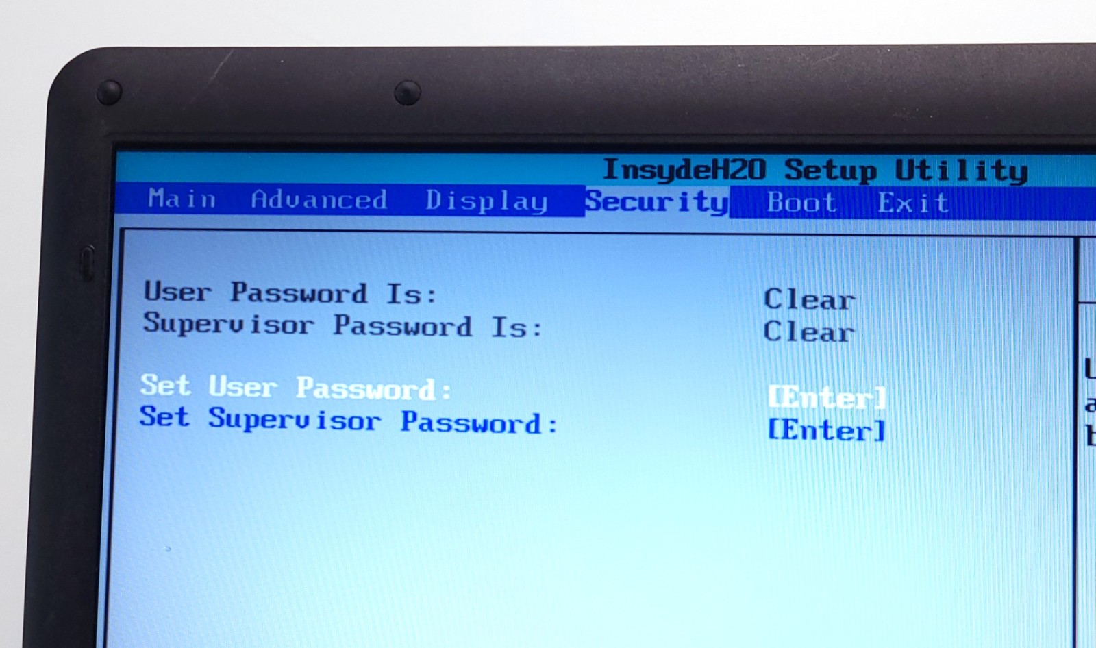 Toshiba Satellite L500 – Pentium T4400, 4 GB RAM, eSATA, VGA out, Keypad