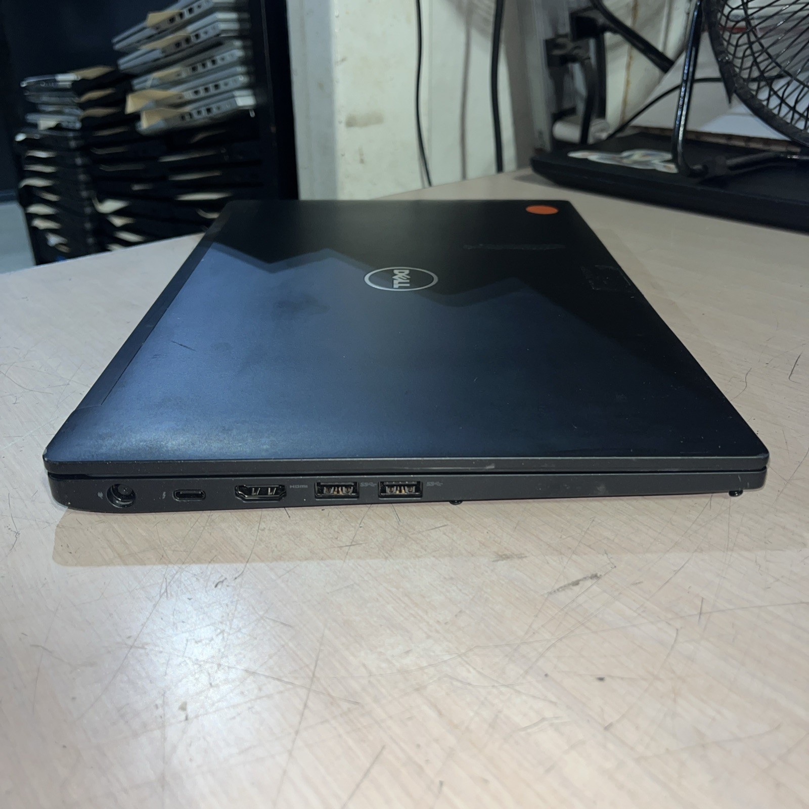 DELL LATITUDE 7480 INTEL CORE I7-7600U 8GB RAM NO HD ,