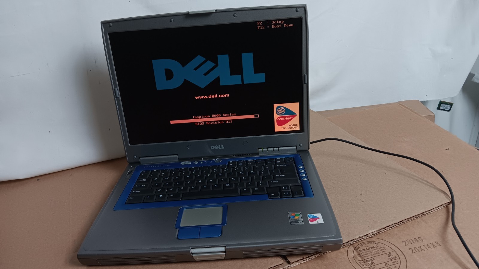 Dell Inspiron 8600 Laptop PM @ 1.60 GHz 1 GB DDR 15.4″ LCD Nvidia GeForce FX5200