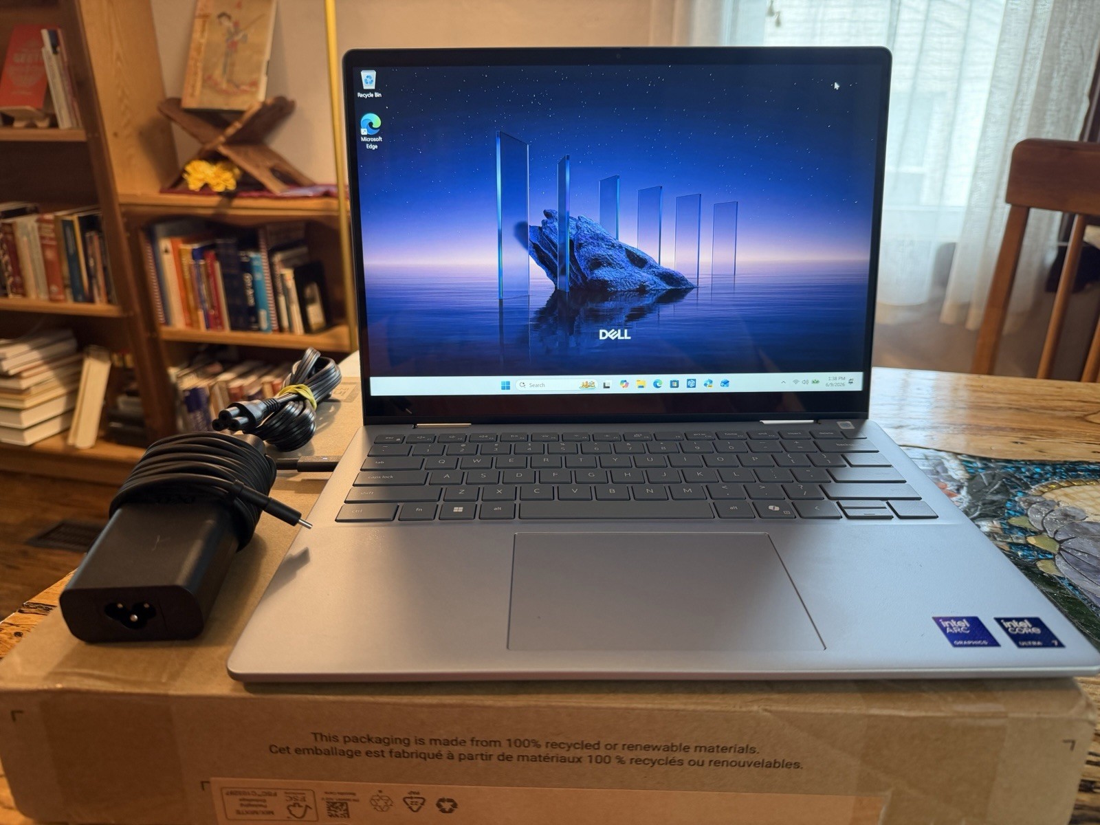Dell Plus Copilot+ PC 14″ 2-in-1 FHD+ Touch Intel Core Ultra 7 256V 16GB 1TB