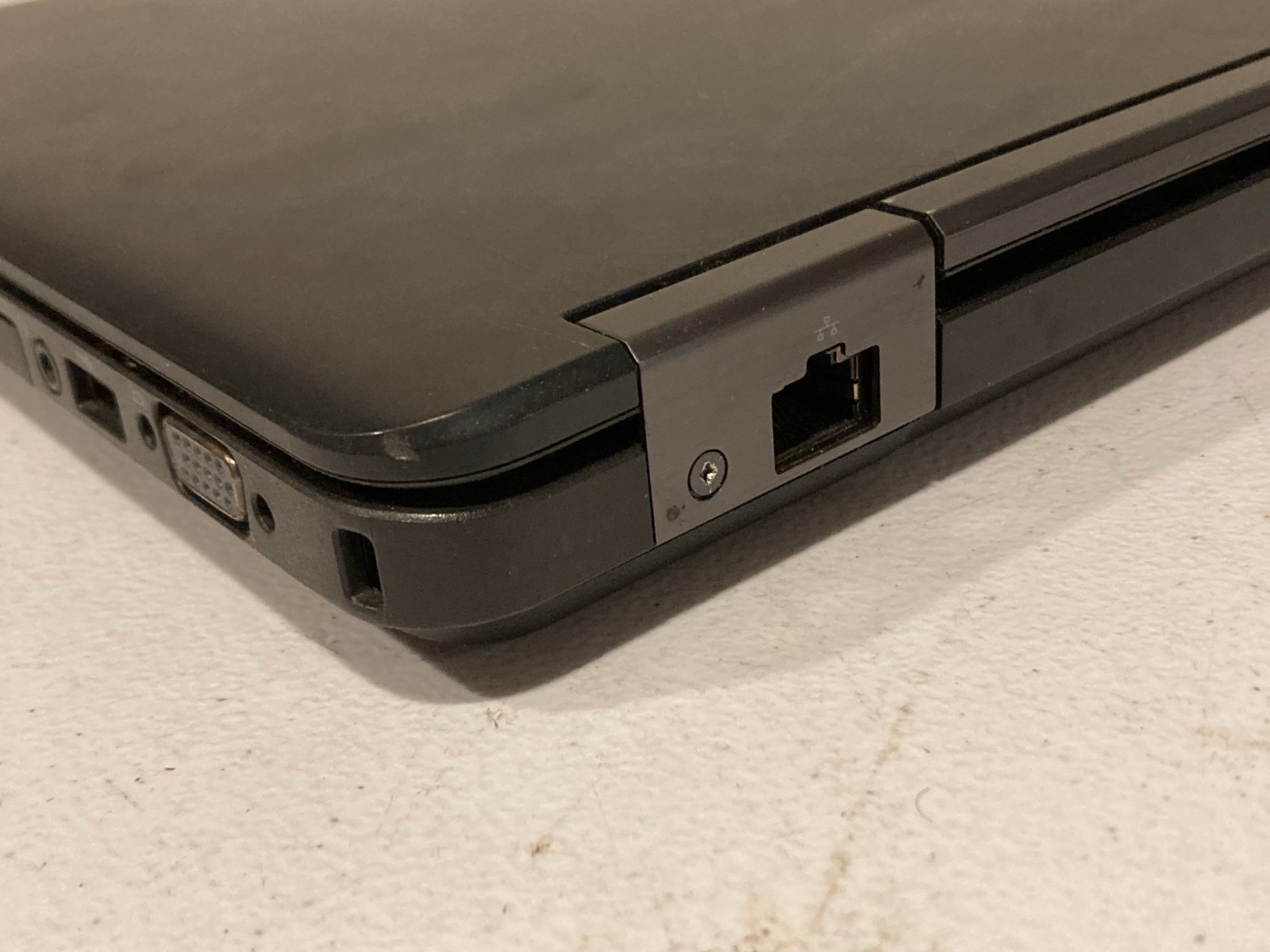 Dell Latitude E5440 14″ Laptop i5-4310U 2GHz 8GB RAM 500GB HDD WiFi HDMI Fedora