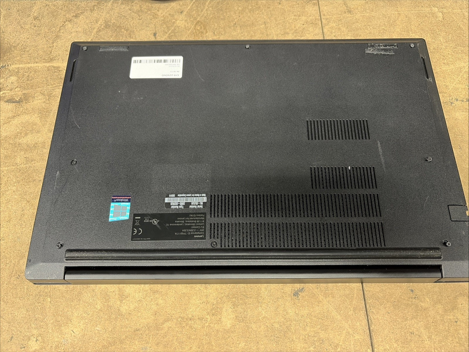 Lenovo ThinkPad E15 Gen 1 15.6″ UHD i7-10510U 16GB RAM 512GB SSD No OS