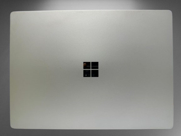 Microsoft Surface Laptop 1769 i7-7600U@2.GHz 16GBRAM 512GBSSD 13.5″ Win11