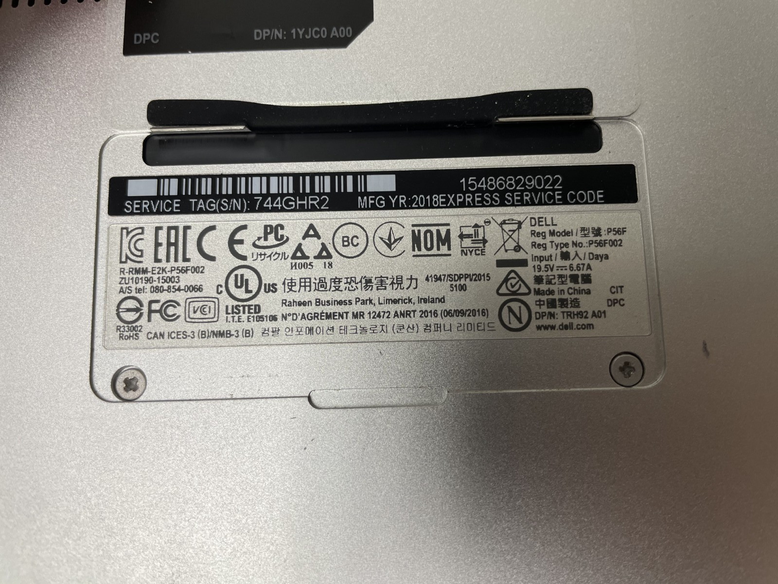 Dell XPS 15 9750 Intel i7-8750H @2.20 8GB RAM NO SSD Touchscreen Parts *READ