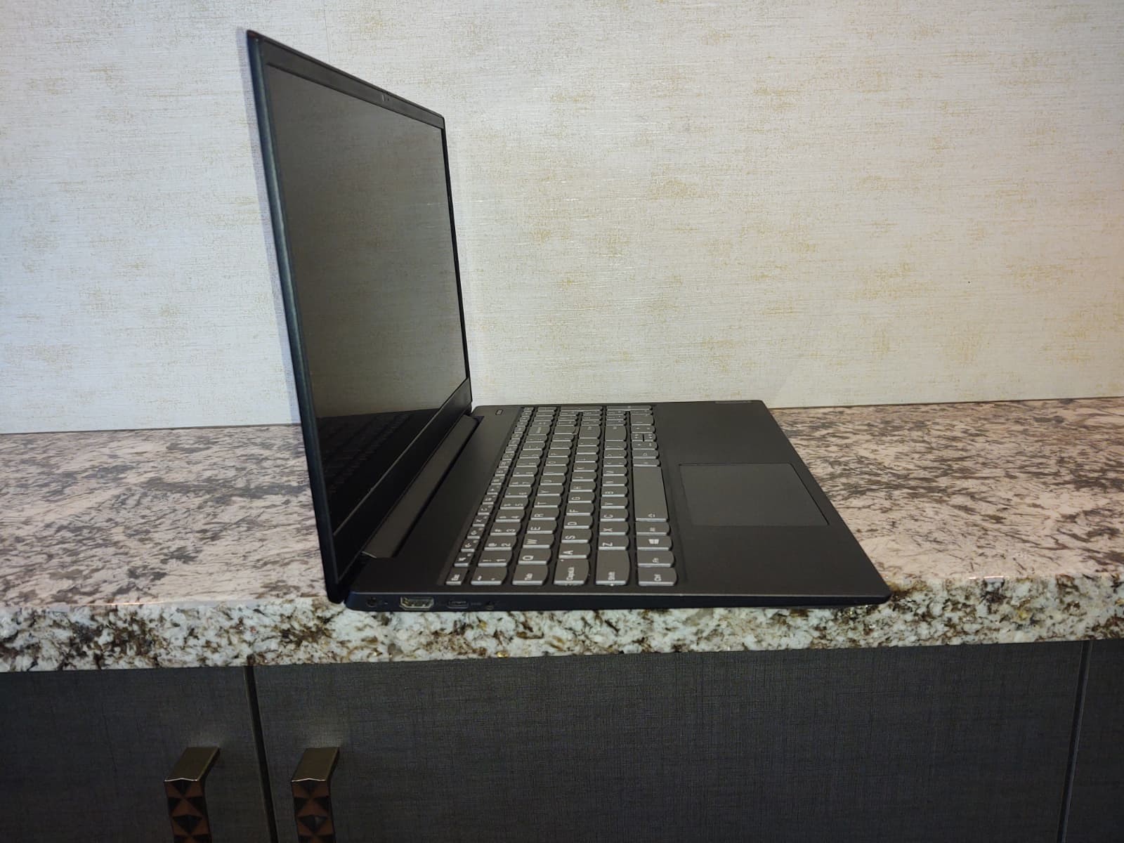 Great laptop for school, work or retro gaming Lenovo ideapad S340 15.6″ touch