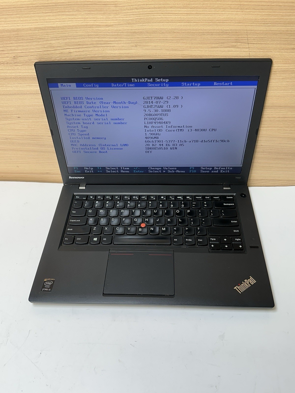 Lenovo ThinkPad T440 i3-4030U 4GB RAM 500gb HDD 14″ (for Parts Or Repair)