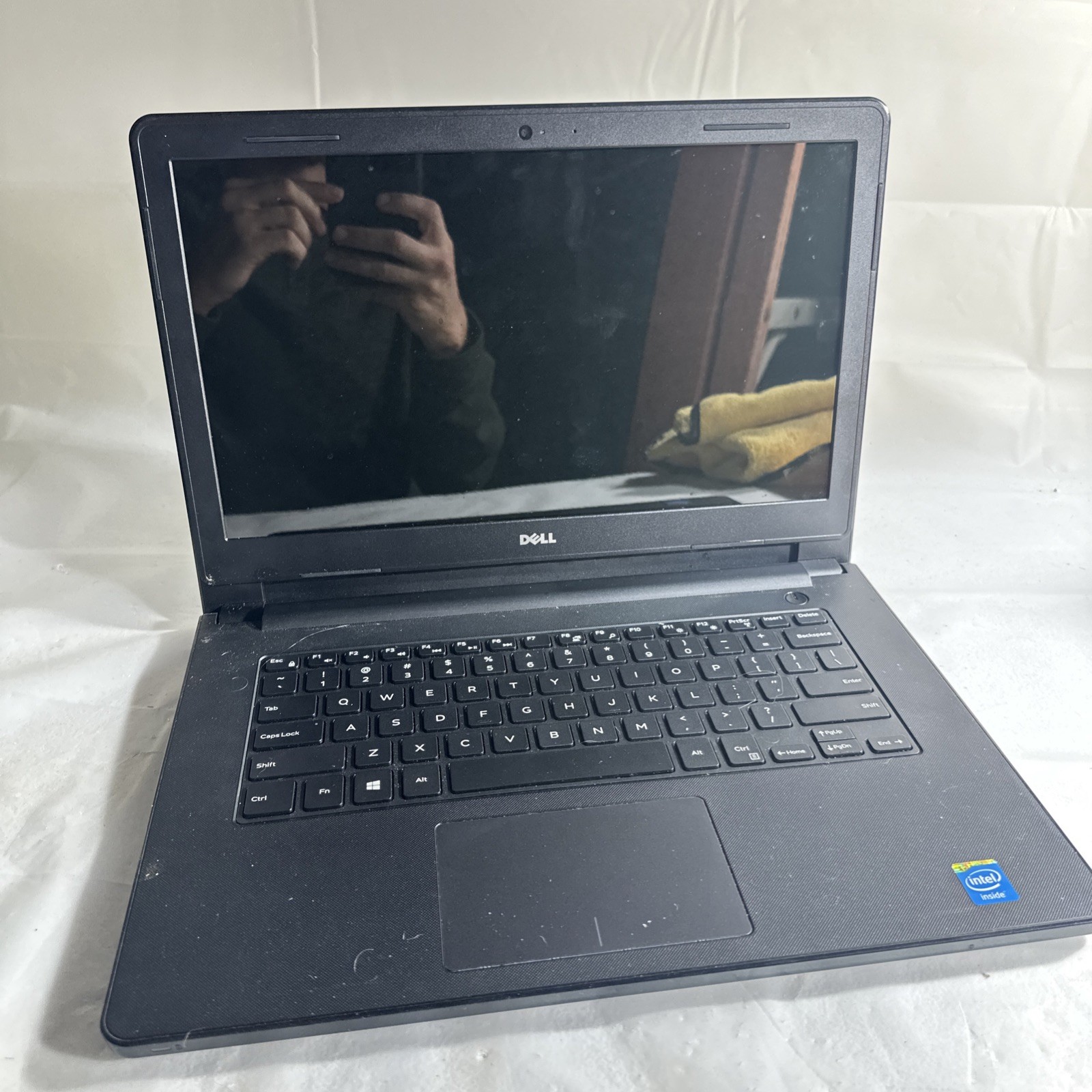 Dell Inspiron 15-3542 Laptop For Parts/Repairs, Powers On