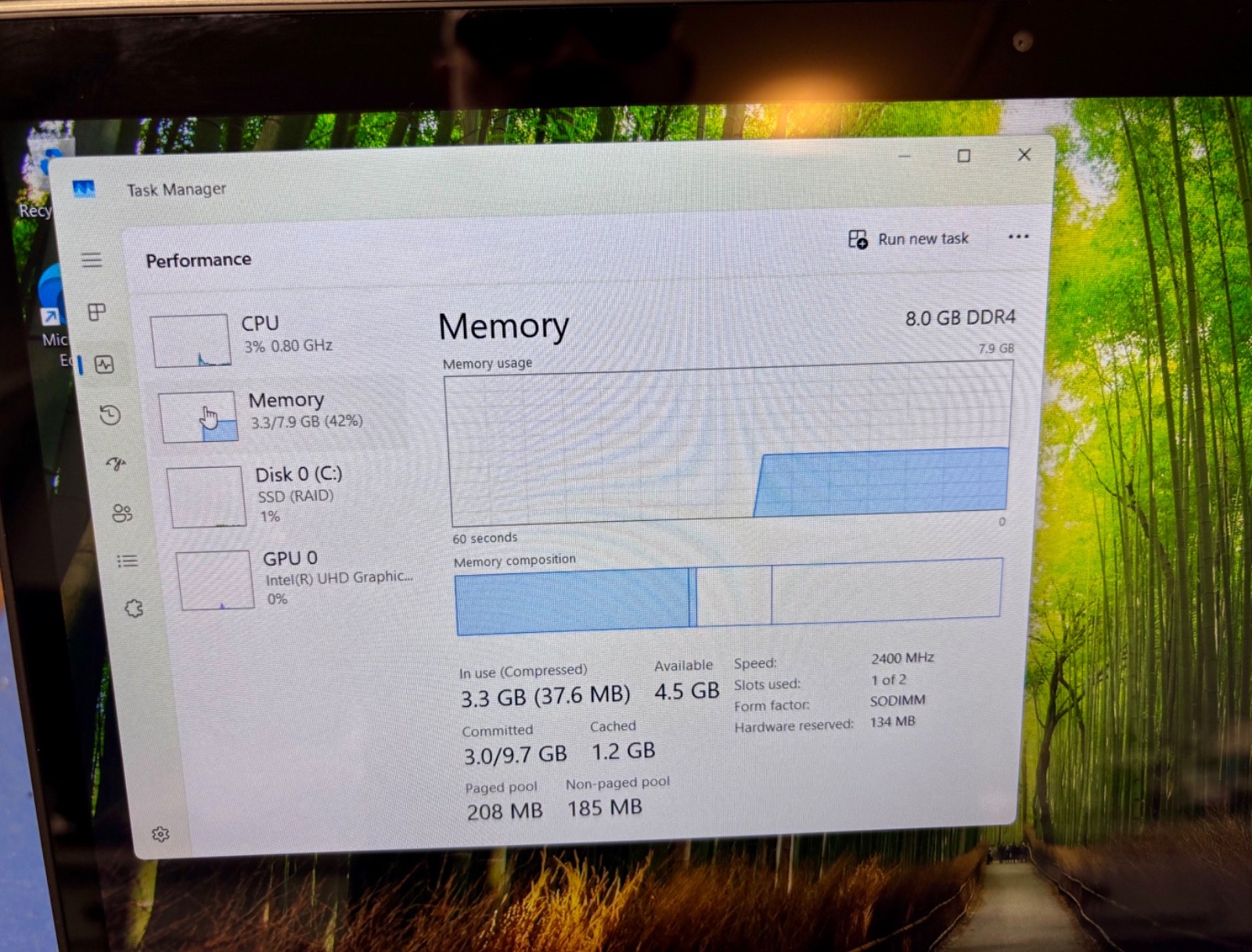 Lenovo IdeaPad FLEX 5-1570 15.6″ Intel i5-8250U@1.60GHz, 8GB-RAM, 512GB-SSD.