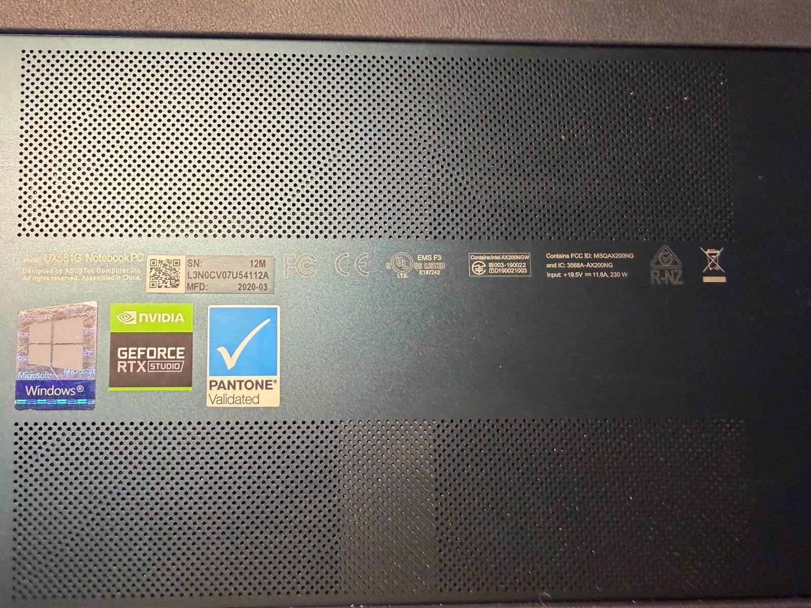Asus Zenbook Pro Duo UX581GV 15.6” Core i9 9th Gen NVIDIA GeForce RTX, 32GB, 1TB