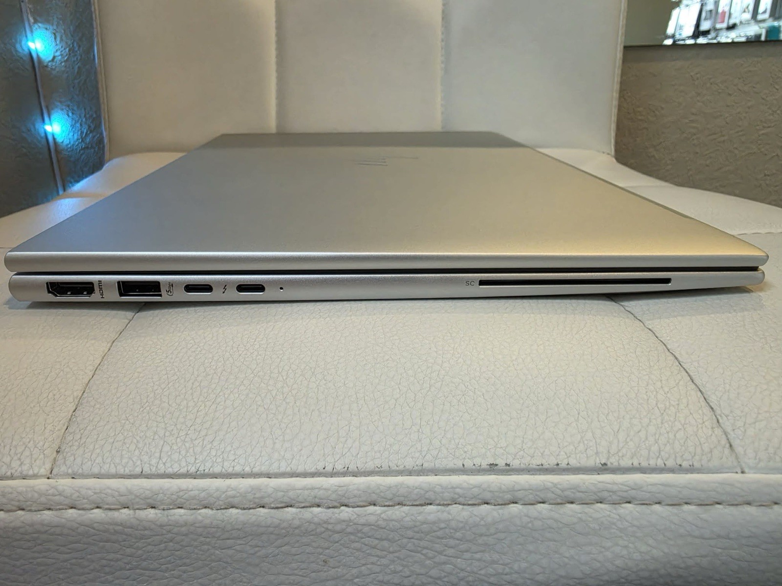 HP EliteBook 845 G11 AMD Ryzen 5 PRO 8540U w/ Radeon 740M Graphics (3.20GHz)