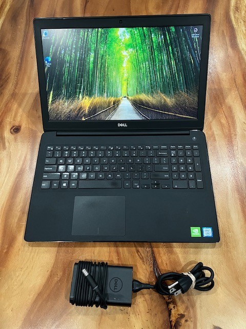 Dell Latitude 3500 15.6″ i7-8565U 512GB NVMe SSD 16GB RAM Windows 11 Pro NVIDIA