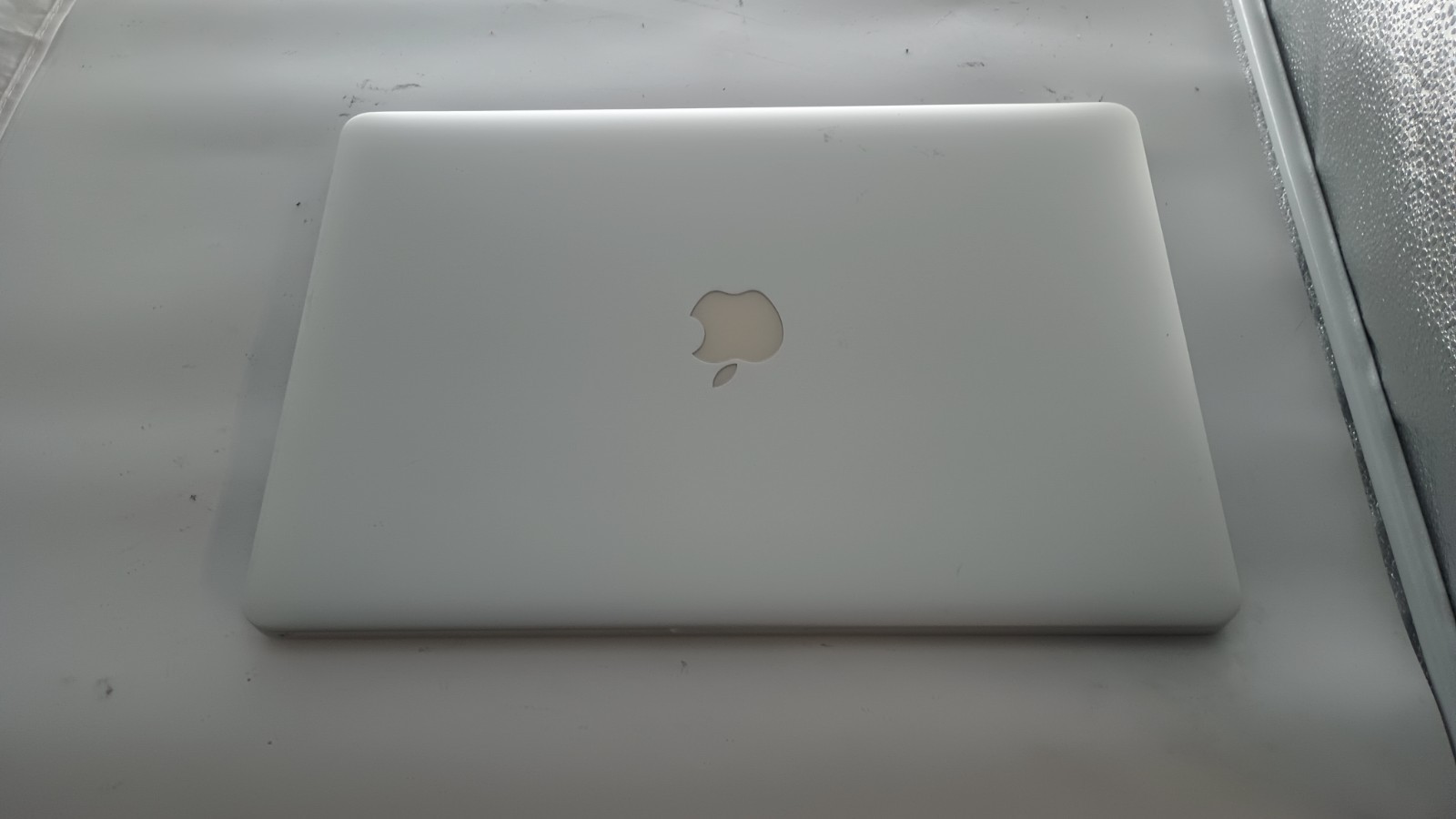 MacBookPro w/charger.i7-3720QM(4cores)Nvidia.16GB.256GB SSD.15.4″Retina.mac OS.