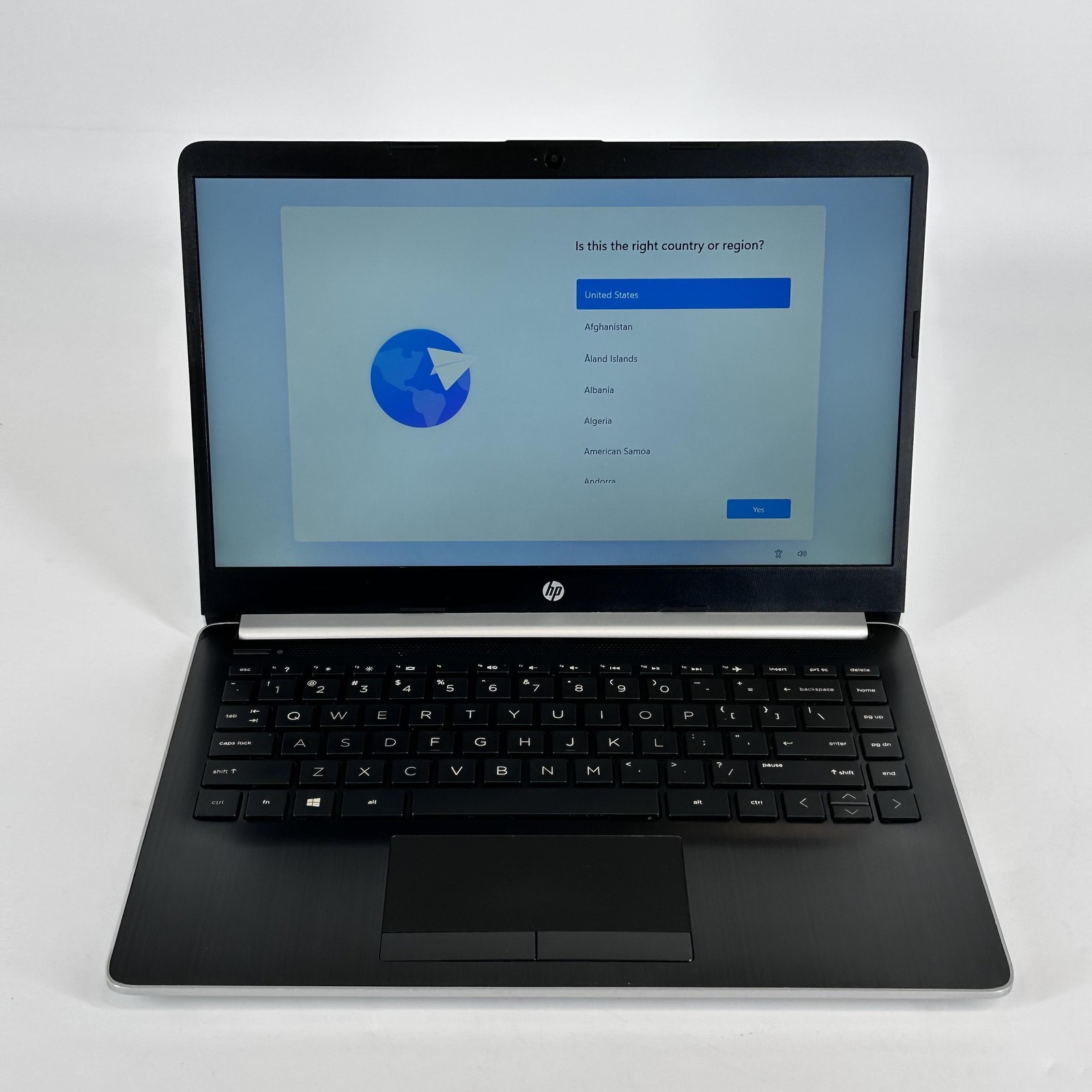 HP Notebook 14 HD TOUCH 2.6 GHz Ryzen 3 3200U 8GB 256GB SSD Good