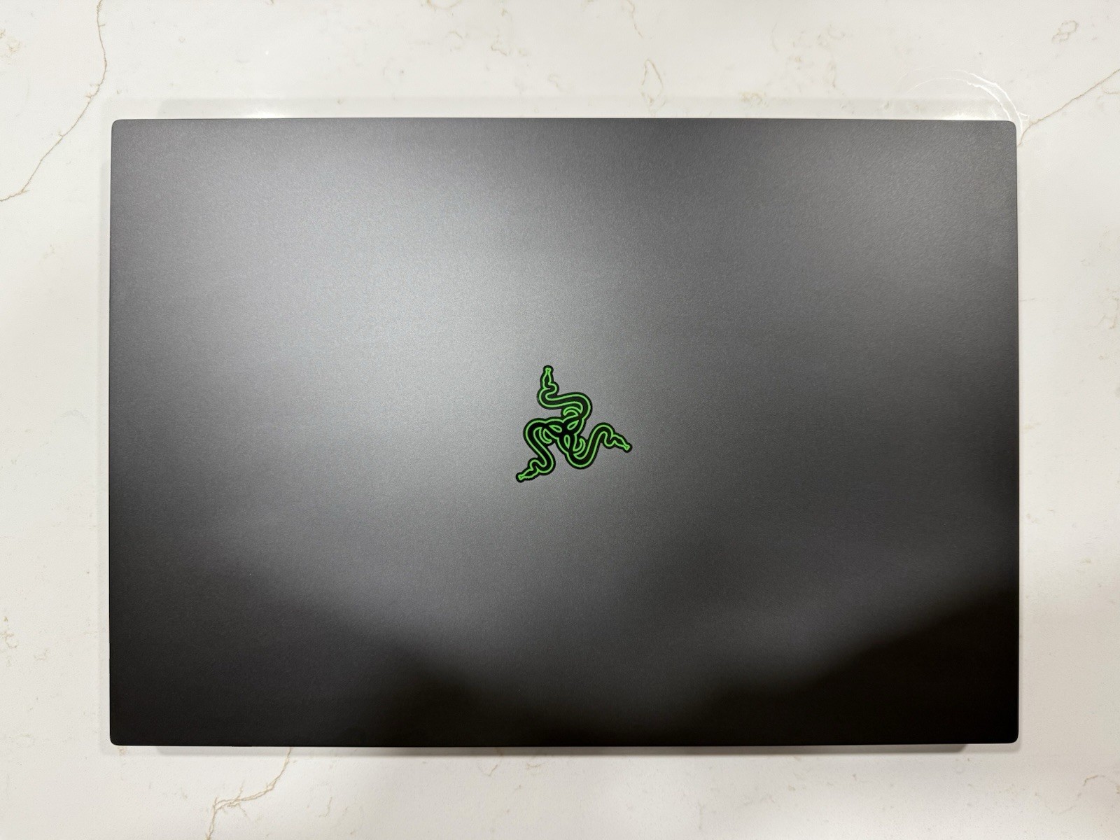 *Mint* Razer Blade 18 Corei9-14900HX, 64GB RAM, 4TB SSD, RTX 4090 16GB, 4K 200Hz