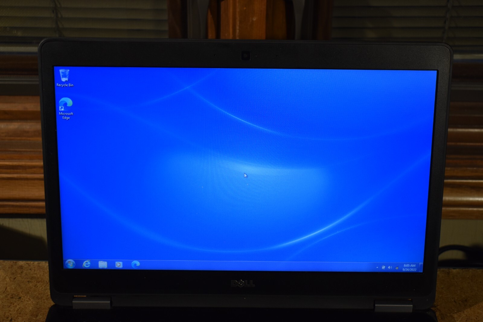 Dell Latitude E7470 Ultrabook Intel Core i7-6600U 128GB SSD Windows 7 Pro 32-bit