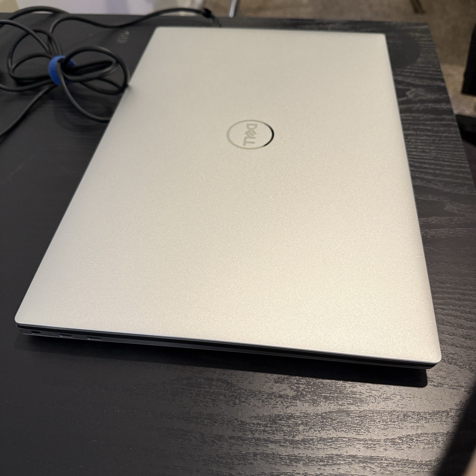 Dell XPS 15 9350 1 TB SSD, 32 GB DDR5, Intel i7-13620H Windows 11 Pro Laptop