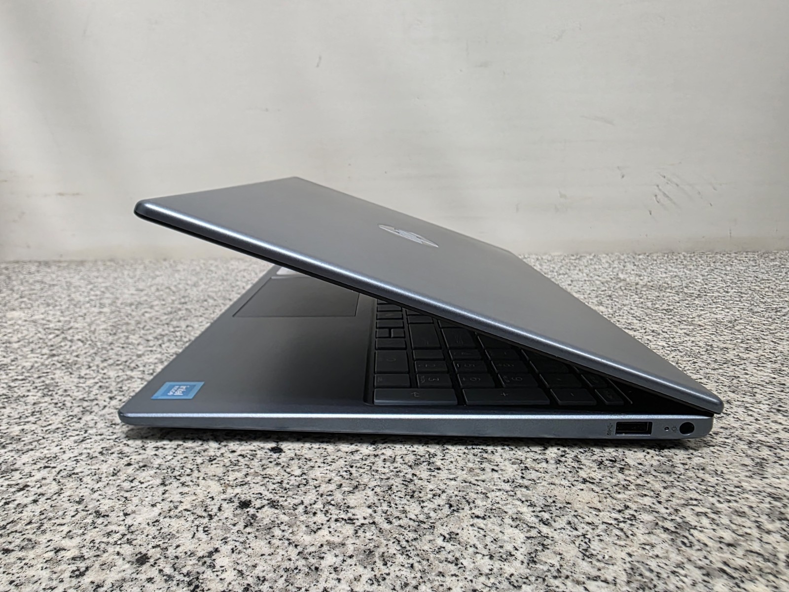 HP Laptop 15-FD0082WM 15.6″ N200 1.0GHz 4GB RAM 128GB SSD