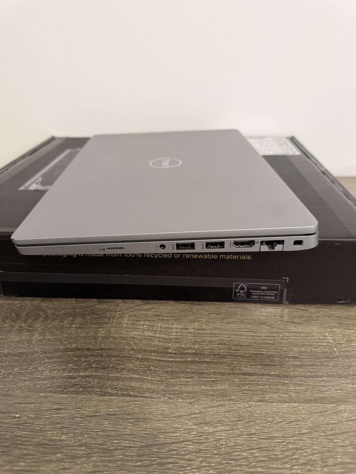 Dell Latitude 5430 14” Laptop Win 11 Pro w/ Charger & Box Excellent
