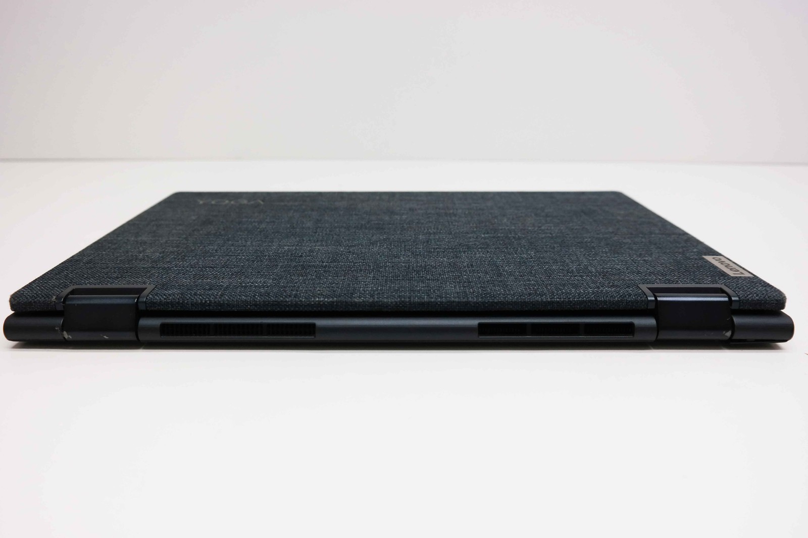Lenovo Yoga 6-13ARE05 13.3″ Ryzen 5 4650U 8GB 256GB