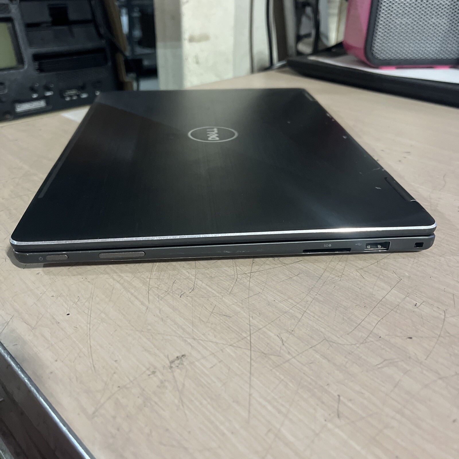 DELL LATITUDE 3379 INTEL CORE I3-6100U 2.30GHZ 8GB RAM NO HD