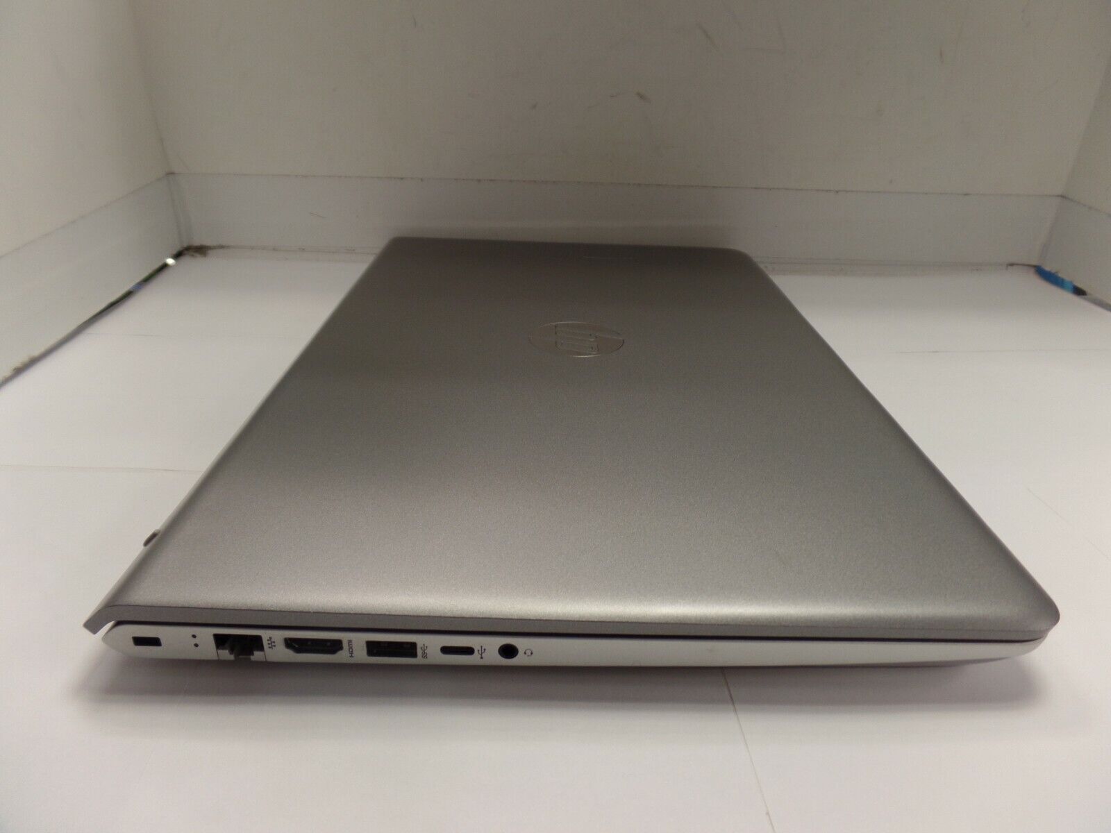HP Pavilion 15.6? 15-CC020nr Touch FHD 1920×1080 2.7GHz i7-7500U 12GB 1TB SSD