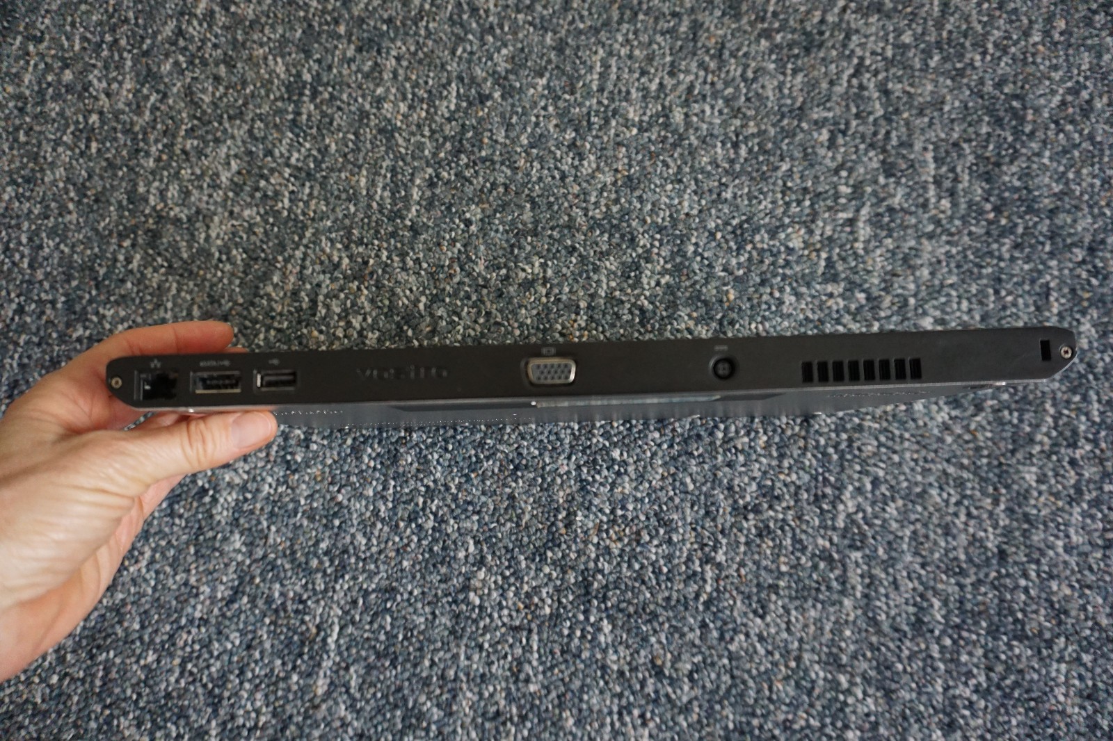Dell Vostro V13 Laptop 13″ Core2Duo U7300 1.3GH 4GB RAM HDD 320GB Ubuntu 24.04