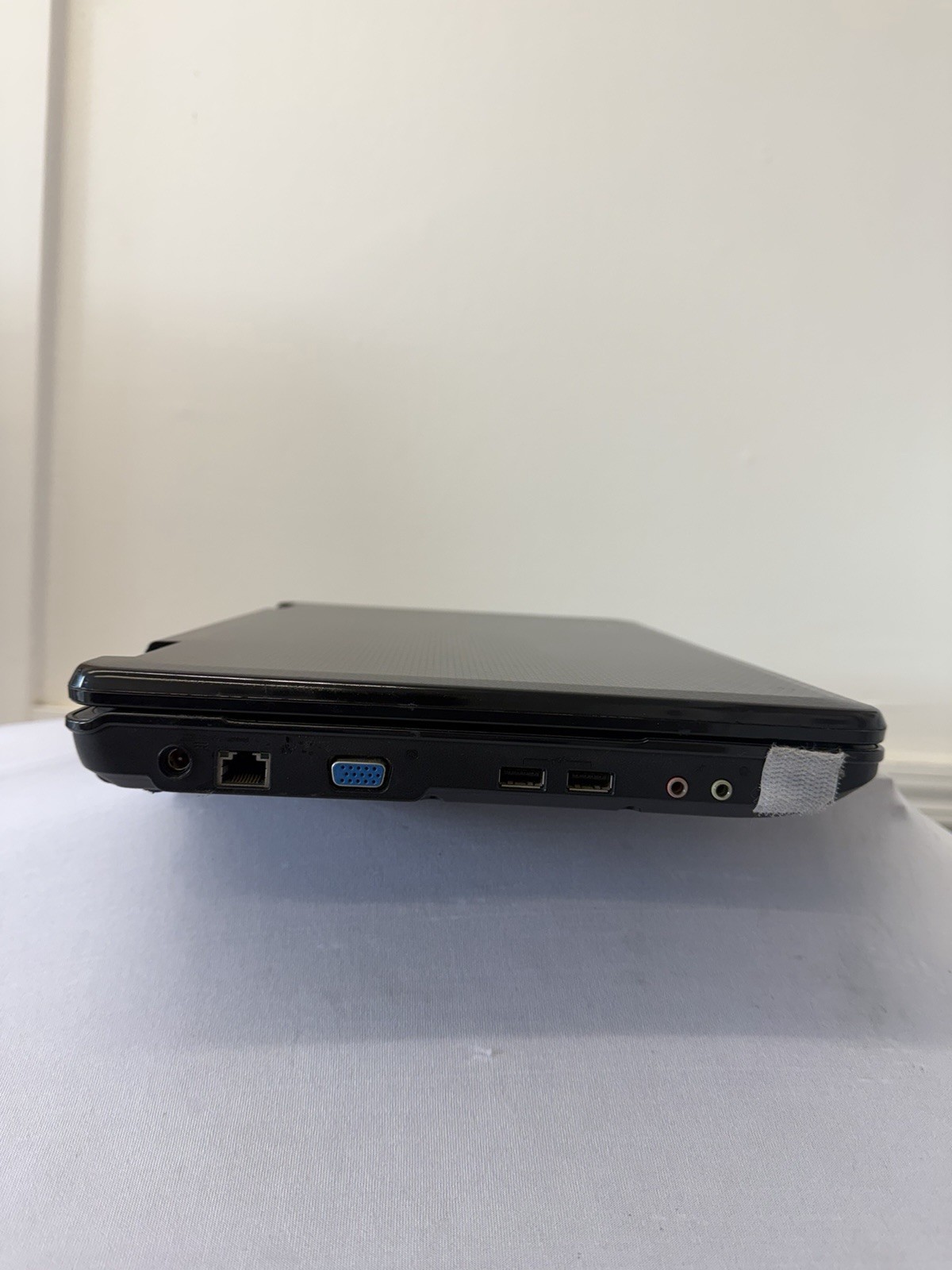 Acer Aspire 5517 Laptop – Good Screen – AMD Athlon 64 TF-20 – Read Des