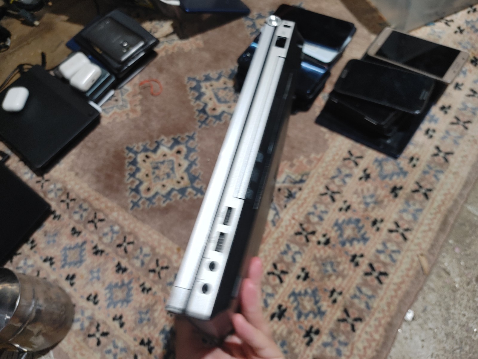 HP EliteBook 8560P Laptop 15.6″ i5 2520M, 8GB RAM, 250GB HDD, HD 6470M, Win 11