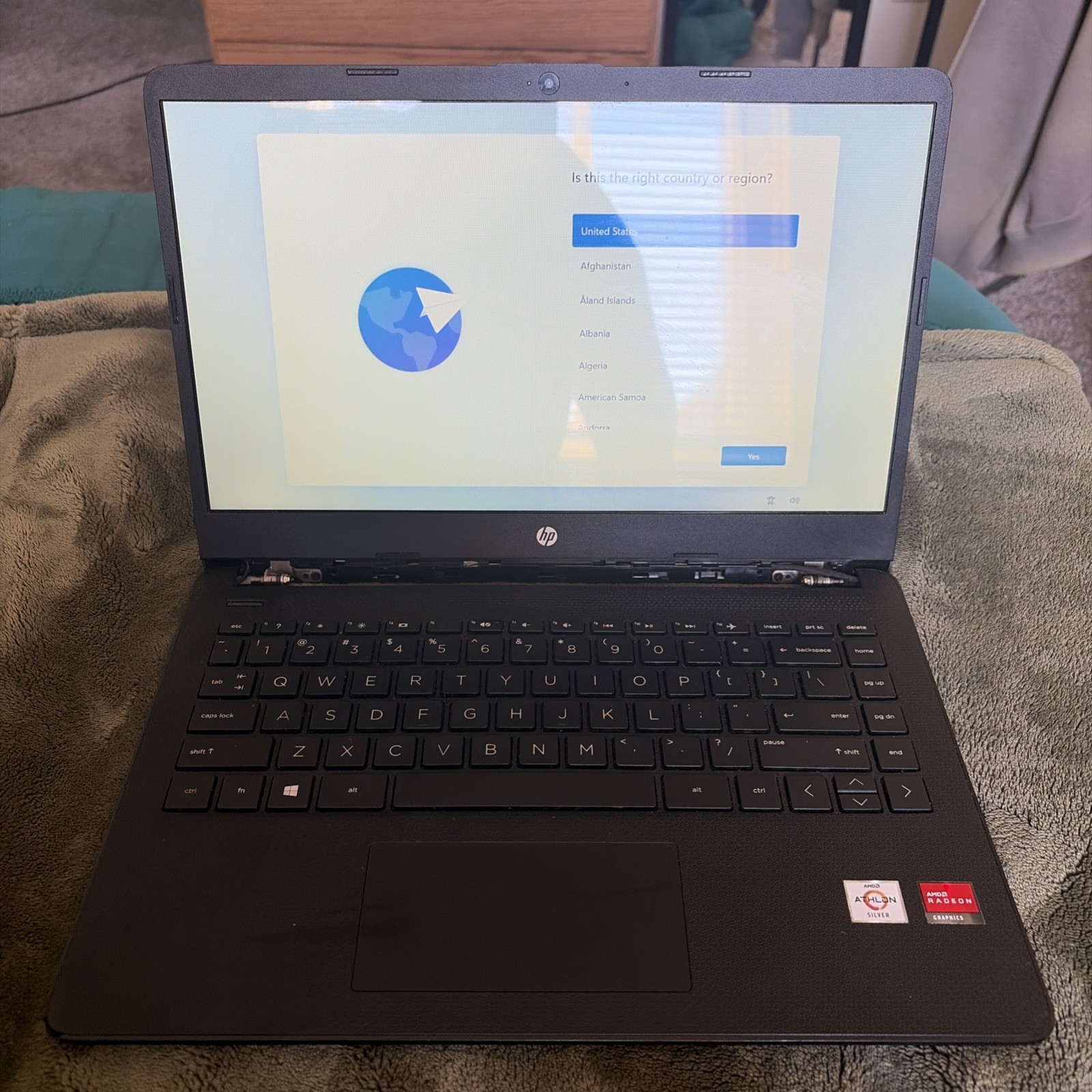 HP Notebook 14-FQ0XXX Laptop AMD ATHLON SILVER 3050U 2.3GHz 4GB 128GB SSD W11P