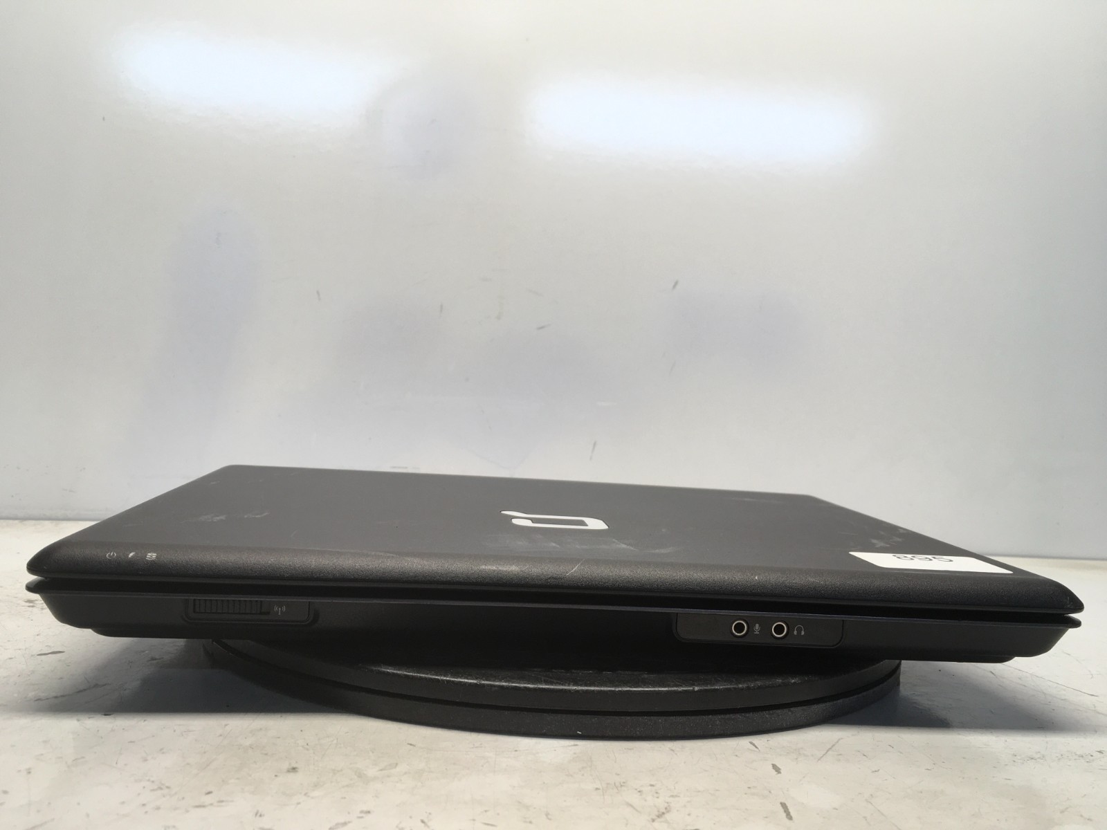 Compaq Presario F700 AMD Athlon 64 X2 TK-55 1800MHz 2 GB NO HDD