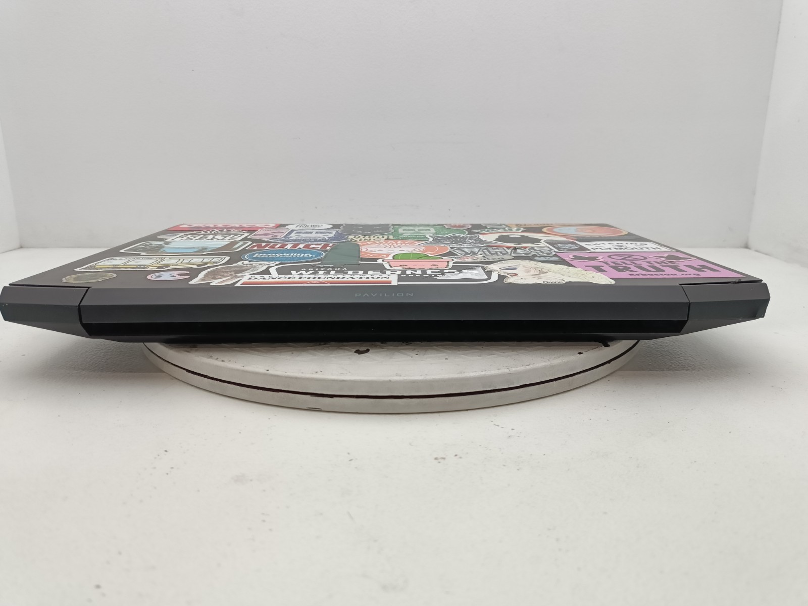 Broken 2016 HP PAVILION 15-EC1073DX 15.6″ AMD Ryzen 5 4500 No RAM/SSD #91