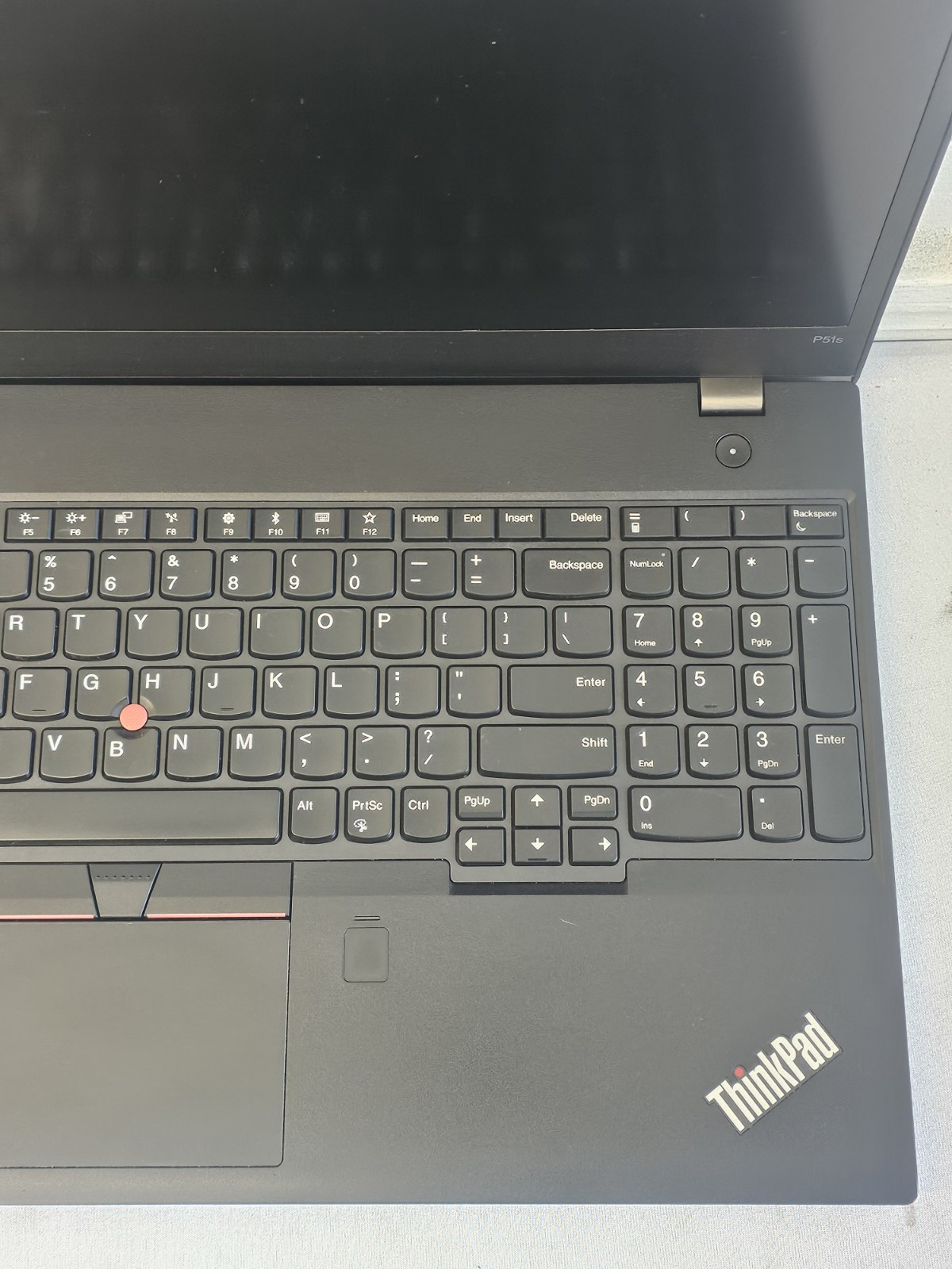 Lenovo ThinkPad P51s Laptop – Intel i7-6500u – 16GB RAM – 512GB SSD – Windows 10
