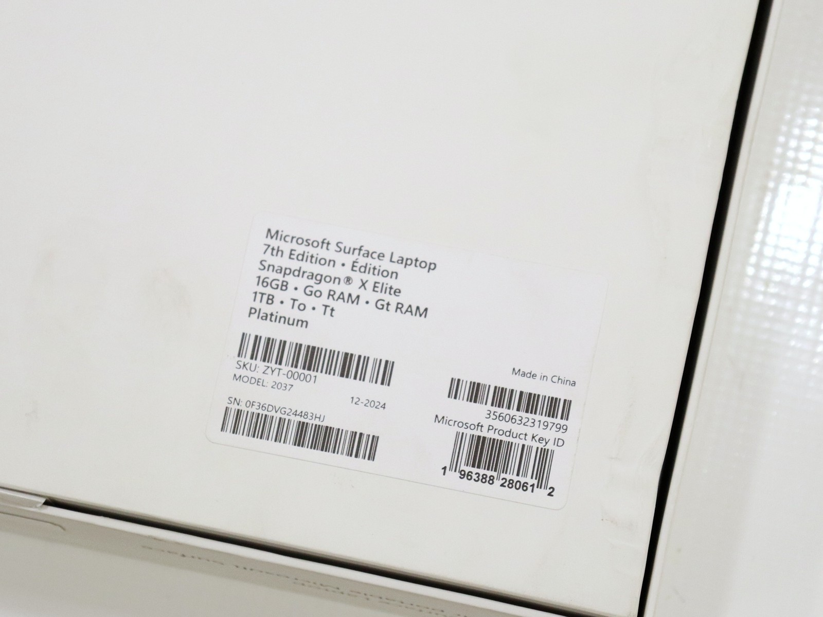 Microsoft Surface Laptop 7th Edition 2037 Snapdragon X Elite 16GB 1TB NVMe W11H