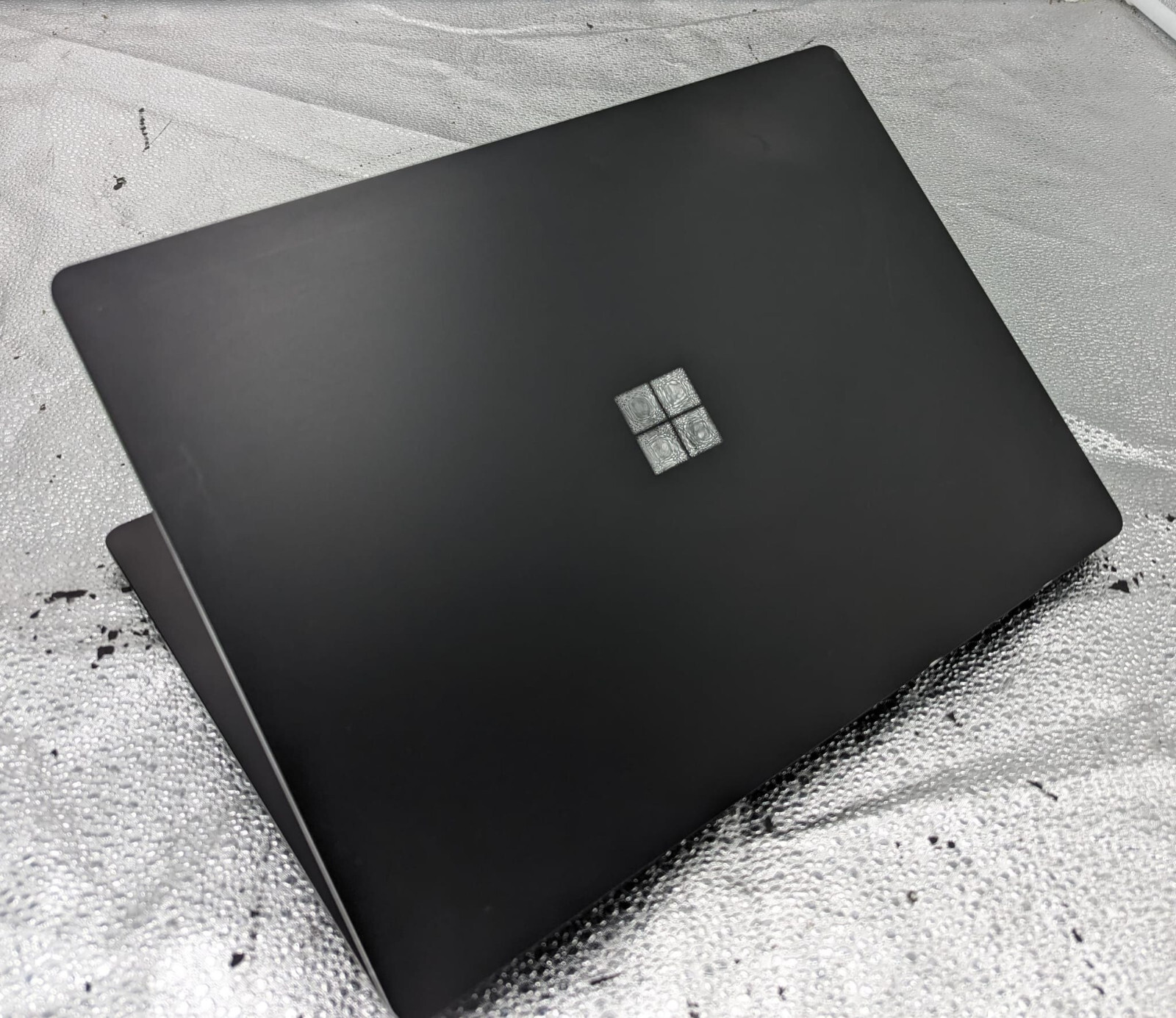 Microsoft Surface Laptop 3 13.5″ 256GB 8G, Intel Core i5-1035G7 – 1.20 GHz,