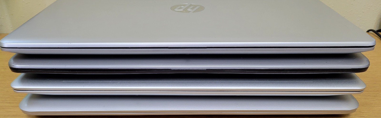 (Lot of 4)HP Laptops 2-NBs 1-Pavilion and 1-Envy 2.2-2.7GHz 8/16GB No OS *READ*