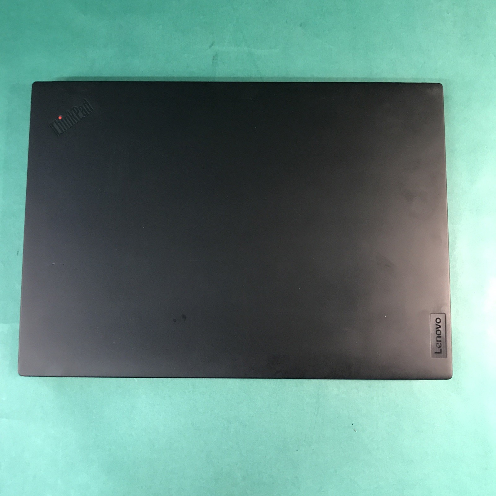 Lenovo ThinkPad P1 Gen 5 Intel i9-12900H 8GB RAM 1TB NVME RTX A2000 W11PRO