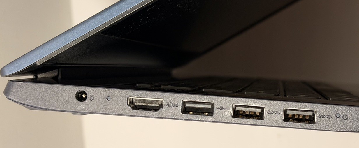 Lot Of 2 Lenovo Ideapad 3 17IIL05 i5 & 15IIL05 15.6″ i3-1005G1 NO SSD NO RAM