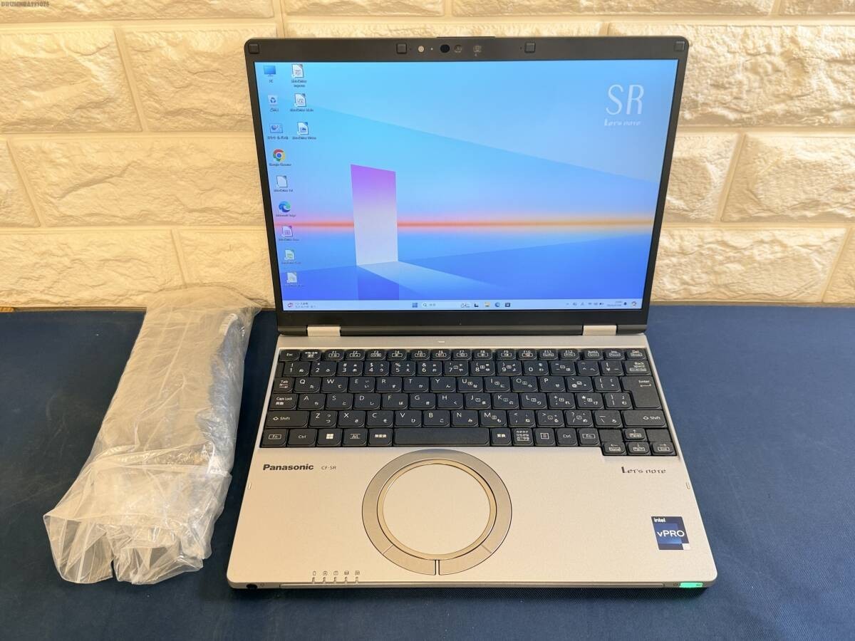 Panasonic Toughbook CF-SR3 i5-1245U SSD 256GB 8GB Used From Japan