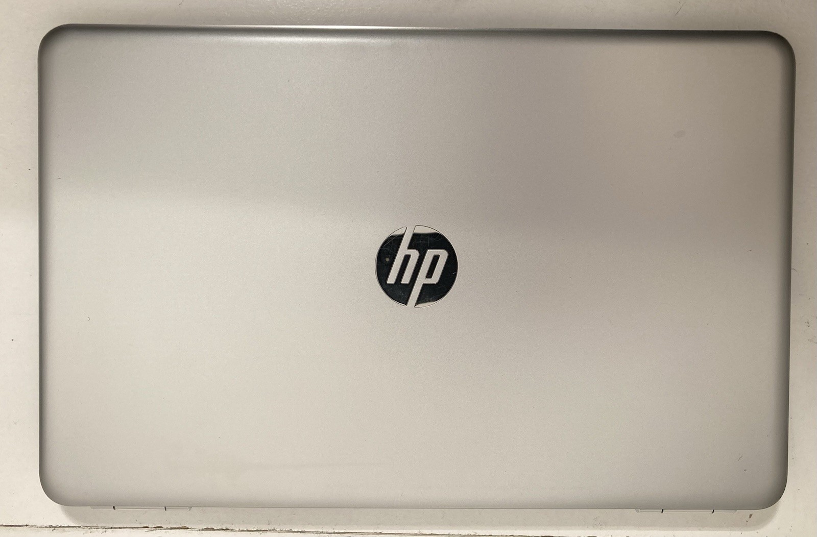 HP 15-au123cl 15.6″ Laptop, Windows 11 /i5 7200U/12GB/240GB/Excellent Cond/READ