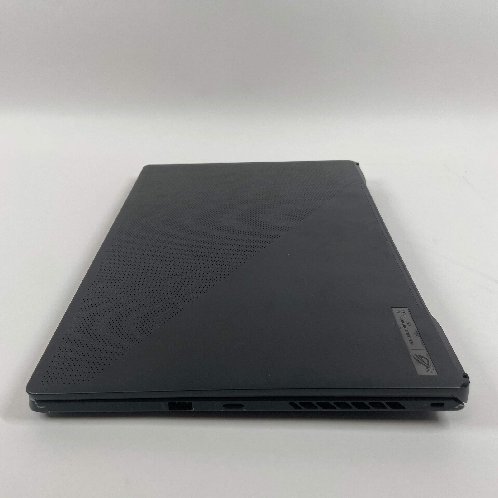 Asus ROG Zephyrus M16 GU603Z 16″ i7-12700H 16GB RAM 512GB SSD GeForce RTX 3060