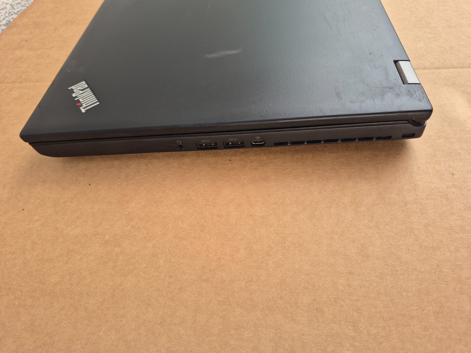 LENOVO THINKPAD P50 i7-6820HQ 2.7GHZ RAM 16GB SSD 512GB QUADRO M1000M ,WIFI,HDMI