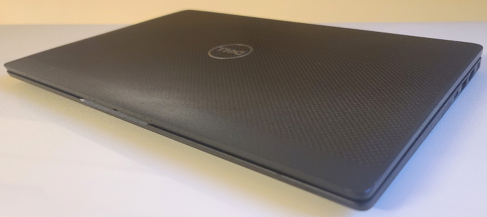 Dell Latitude 7430: 12th Gen i7-1265U @1.8GHz 16GB RAM 256GB M.2 NVMe SSD @100%