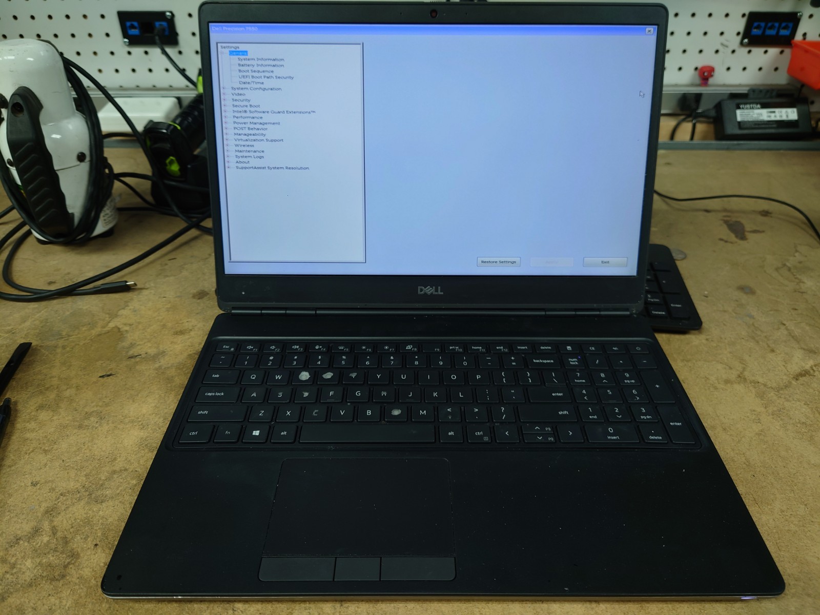 Dell Precision 7550 15.6″ FHD i7-10850H 8GB RAM 256GB SSD No OS