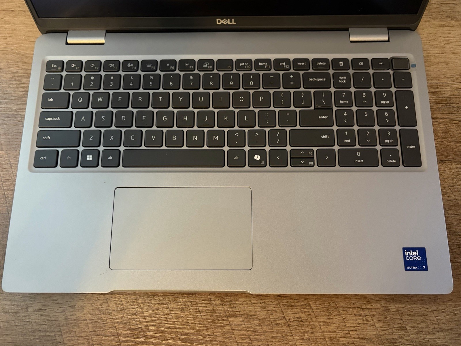 Dell Latitude 5550 Ultra 7 155U 16GB 512GB FHD Touch Fingerprint Warranty W11P