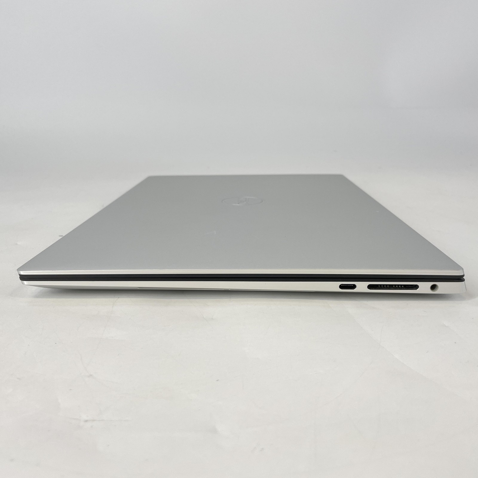 Dell XPS 15 9510 FHD+ i9-11900H 2.50GHz 32GB 1TB SSD RTX 3050 Ti Very Good