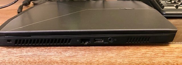 Alienware m15 15.6″UHD 630 (1080p,60Hz) GTX 1660Ti i7-9750H, USED