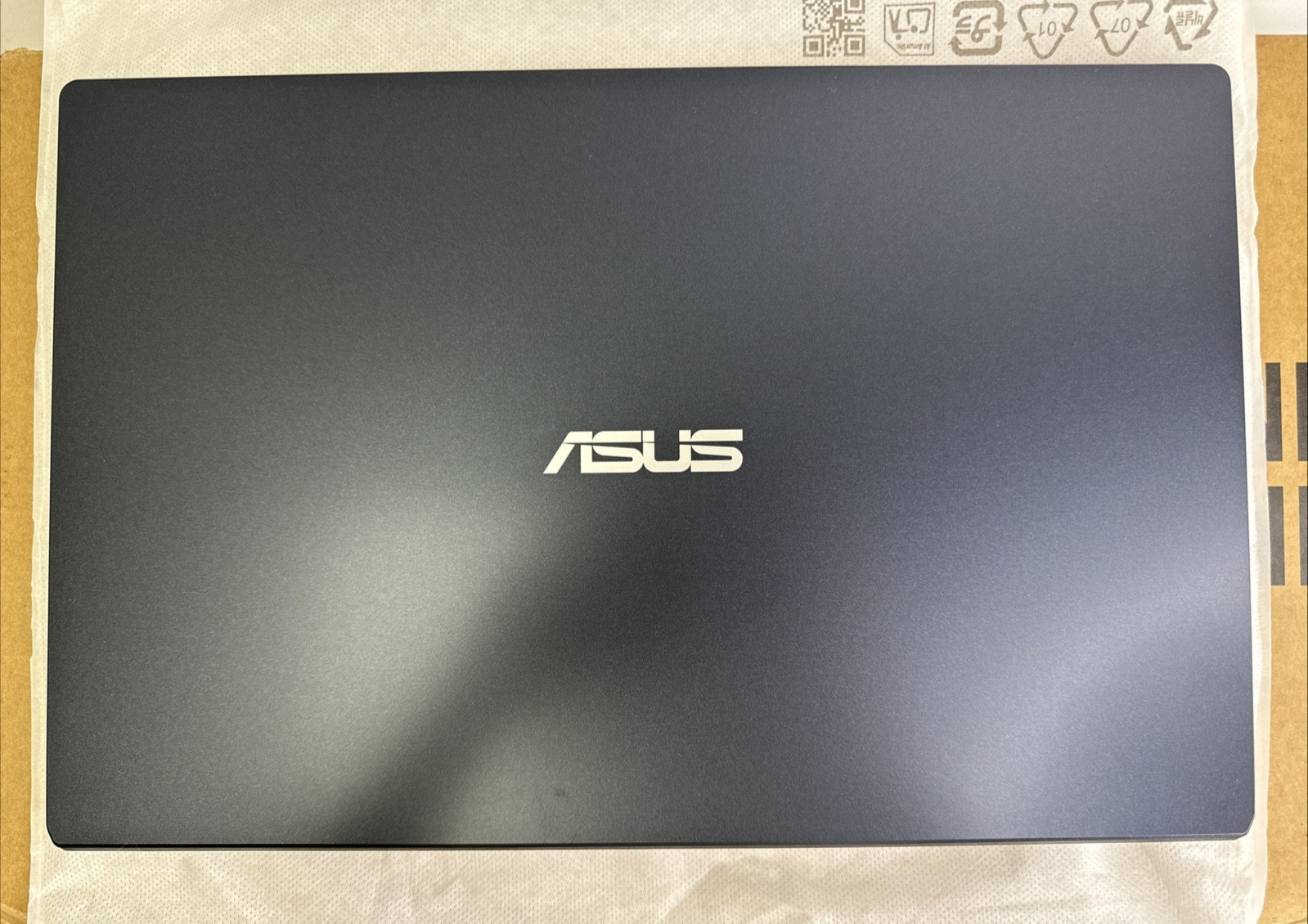 ASUS 15.6” Vivobook Slim Laptop (L510KA-ES04) N4500 DualCore, 4GB 128GB New Open