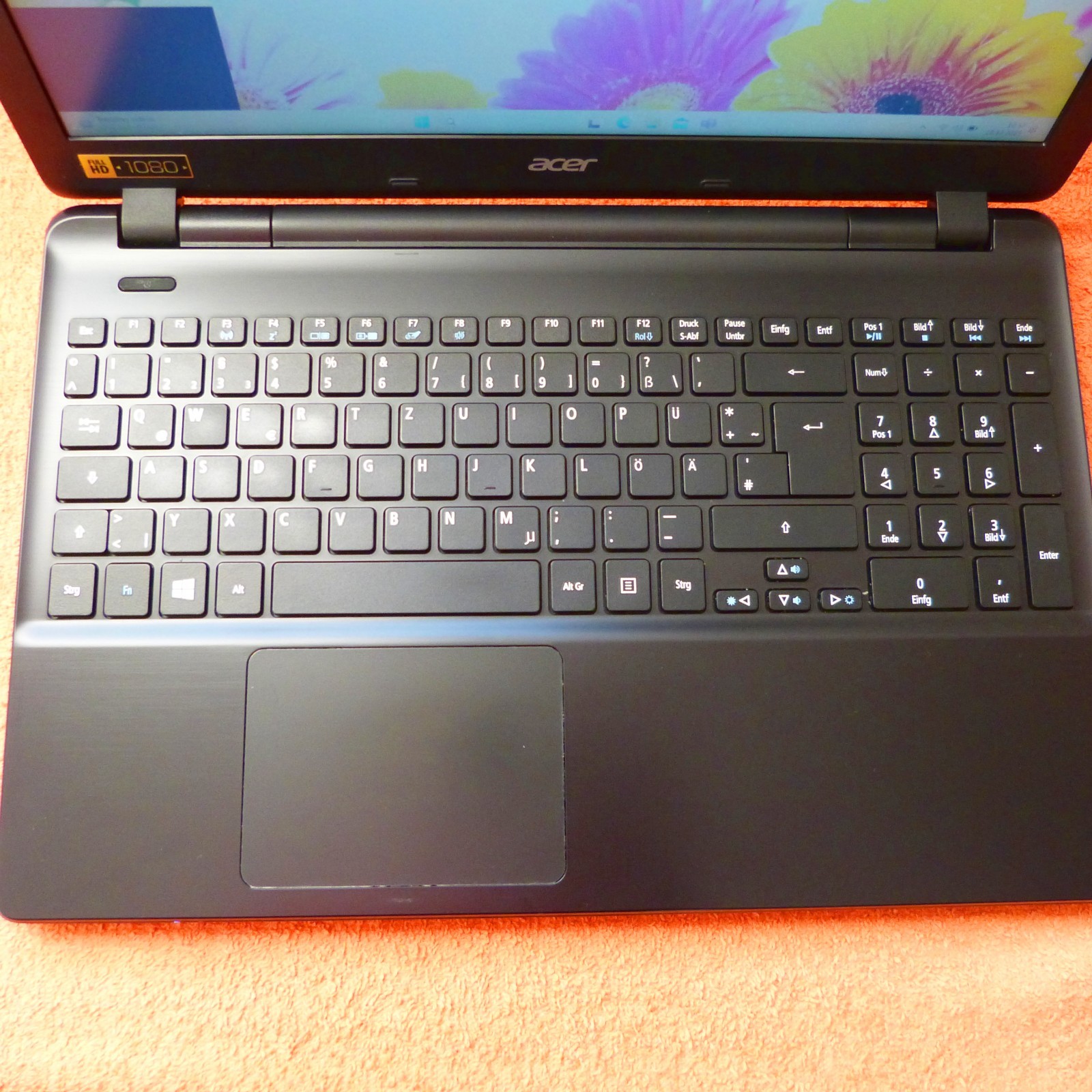 Acer E5 571 UltraBook 15″ FULLHD l SSD Windows 11 Geforce Core i7 HDMI USB3